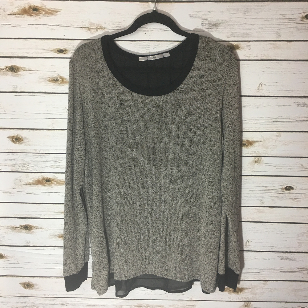 Gibgoa Grey and Black Sweater Criss Corss Back